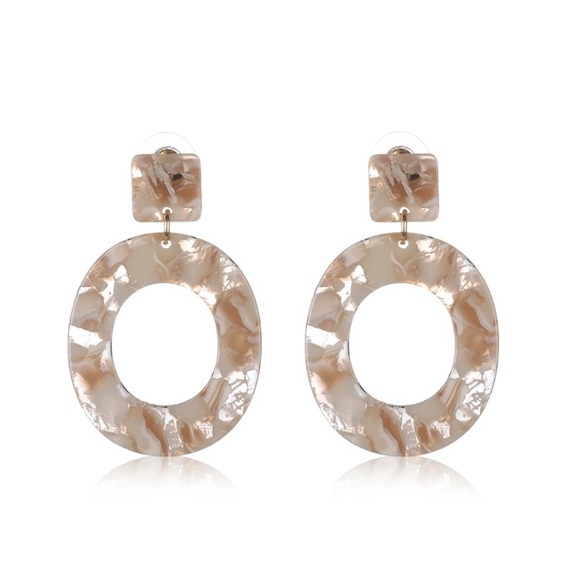 Jewelry - 🔴 5/$20 Acrylic resin drop earrings NEW